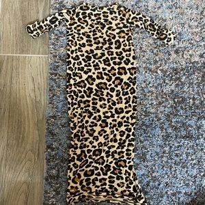 EUC Authentic Posh Peanut baby zipper gown